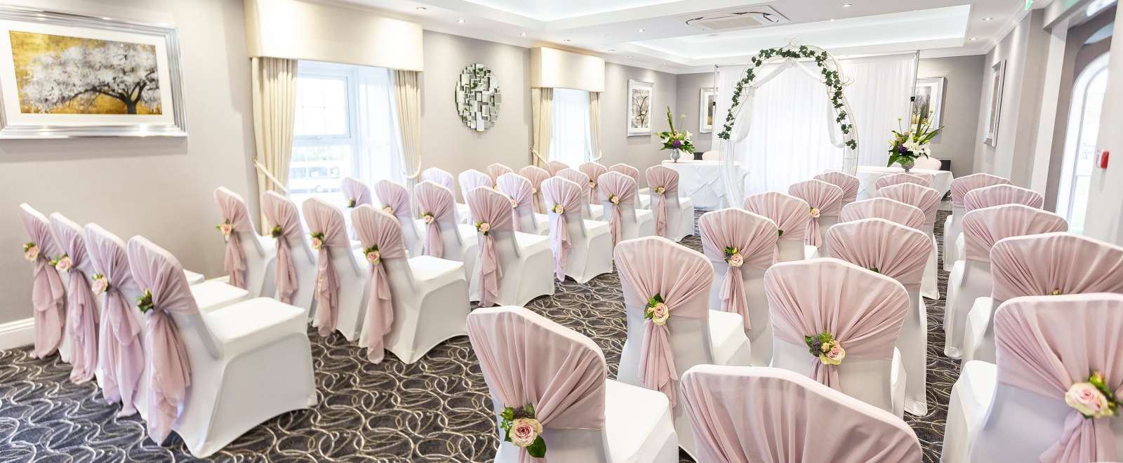 wedding ceremony in victorian suite