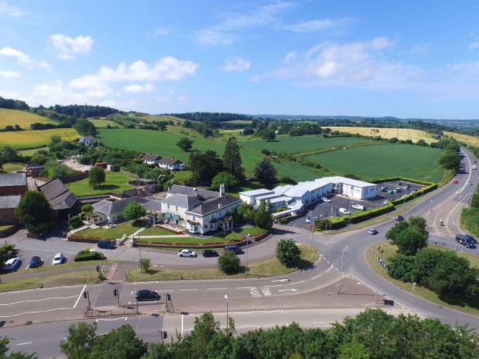 Devon Hotel and Carriages Restaurant Aerial View