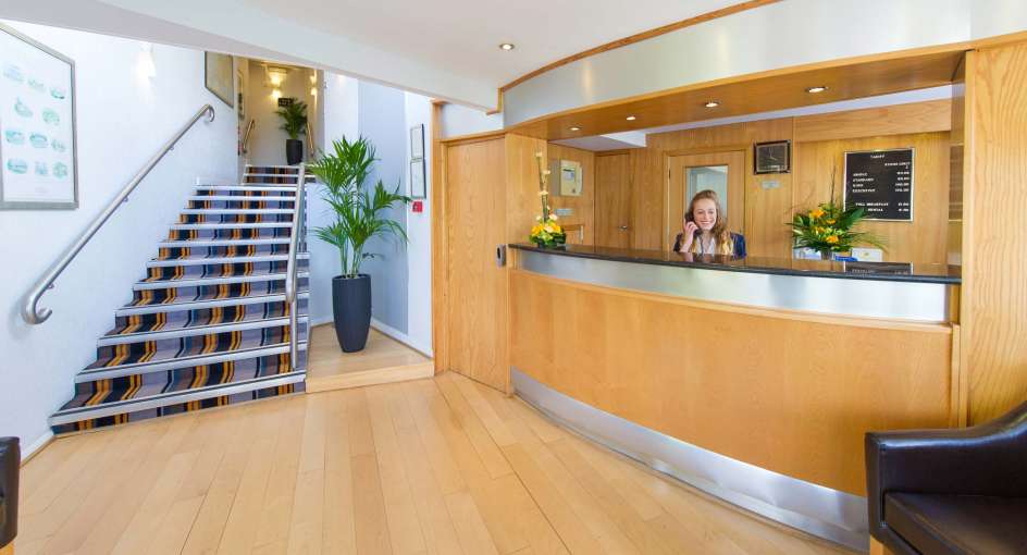 Devon Hotel Reception Foyer Area