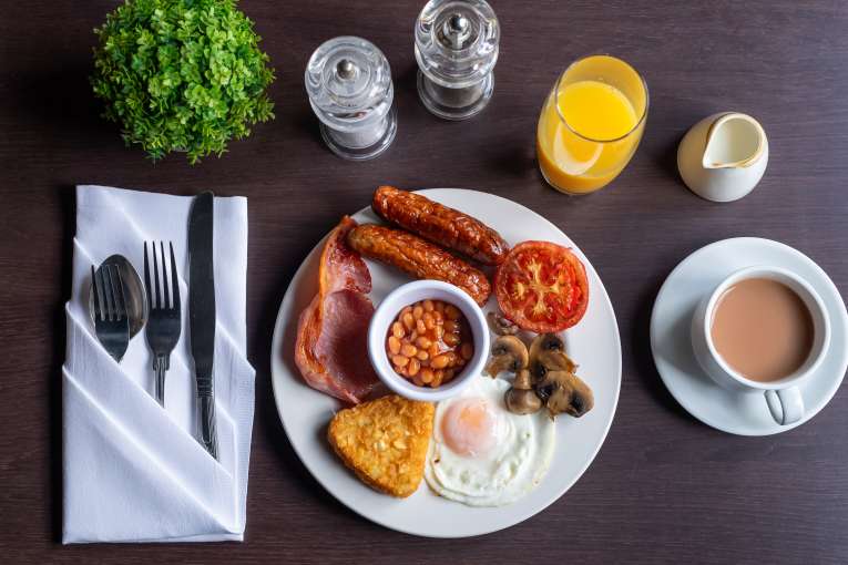 Full English breakfast in Carriages Brasserie 