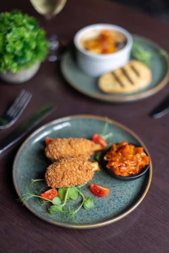 Jackfruit Wings at The Devon Hotel