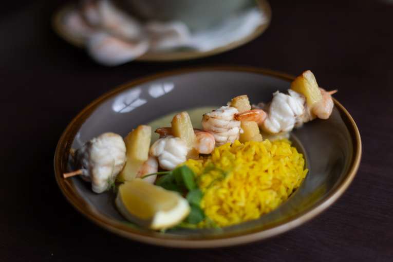 Monkfish & King Prawn Skewer Curry at Carriages Brasserie