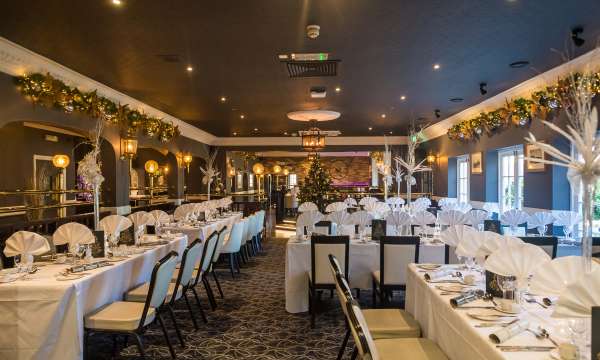 Devon Hotel Carriages Restaurant Decorated for Christmas