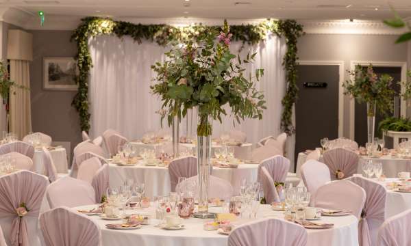 wedding tables with pink theme