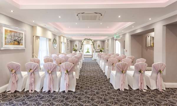 Wedding ceremony in Victorian Suite