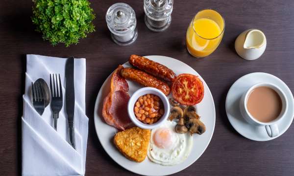 Full English breakfast in Carriages Brasserie 
