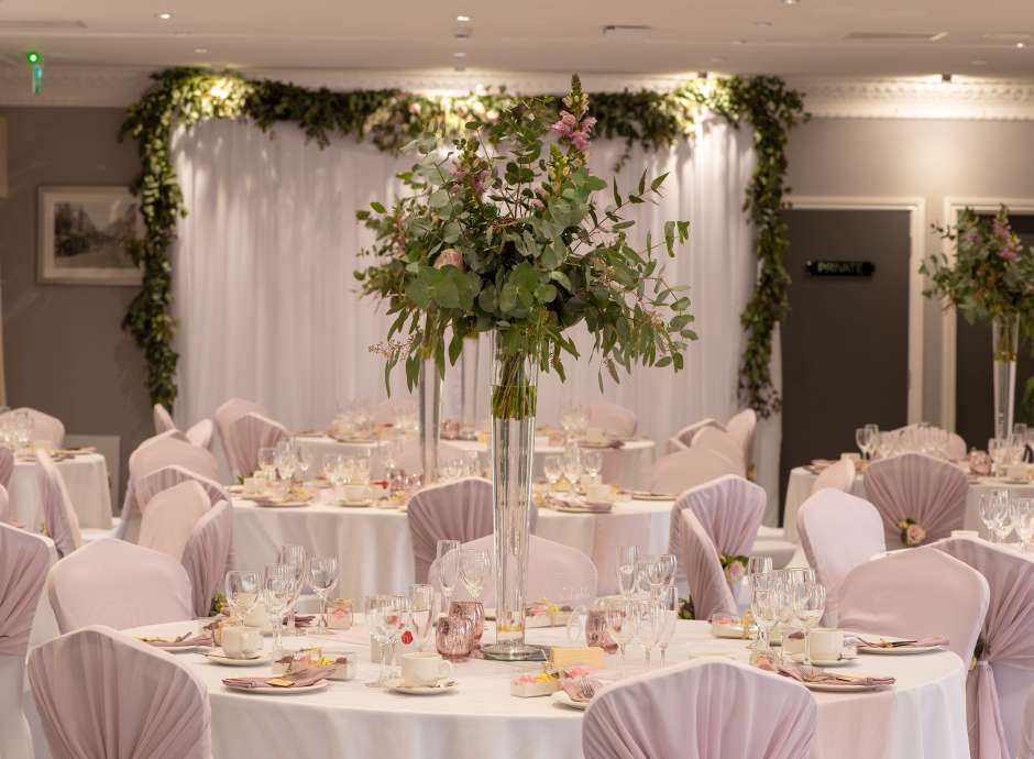 wedding tables with pink theme