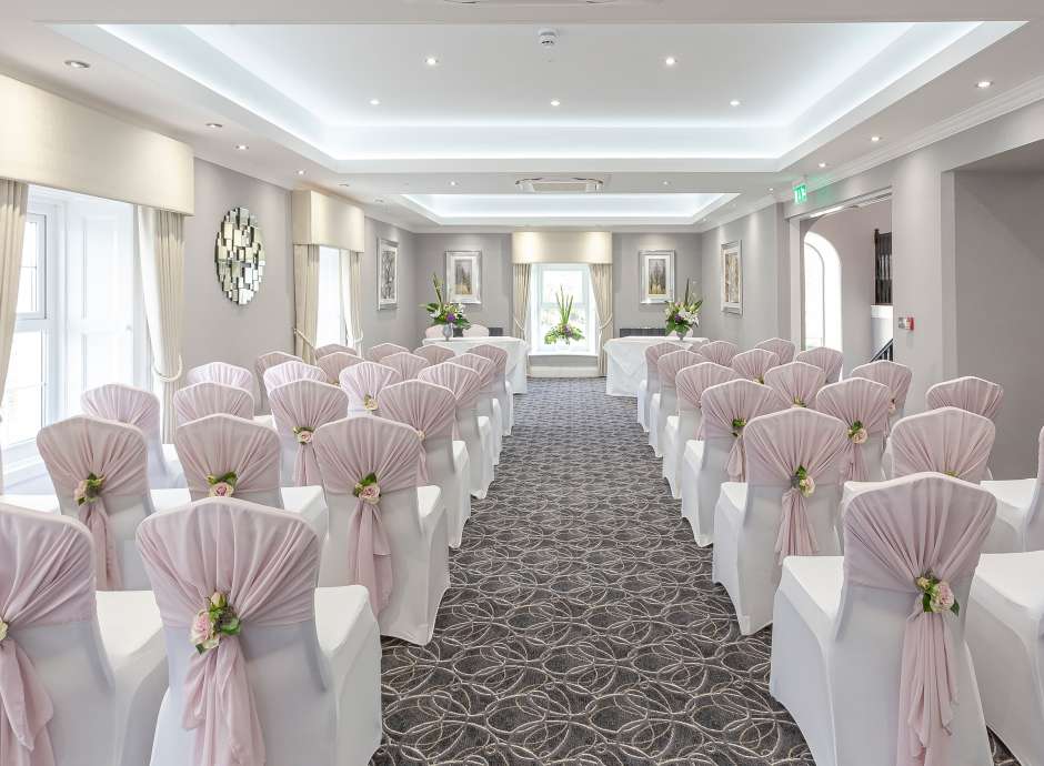 Wedding at Devon Hotel in Victorian Suite